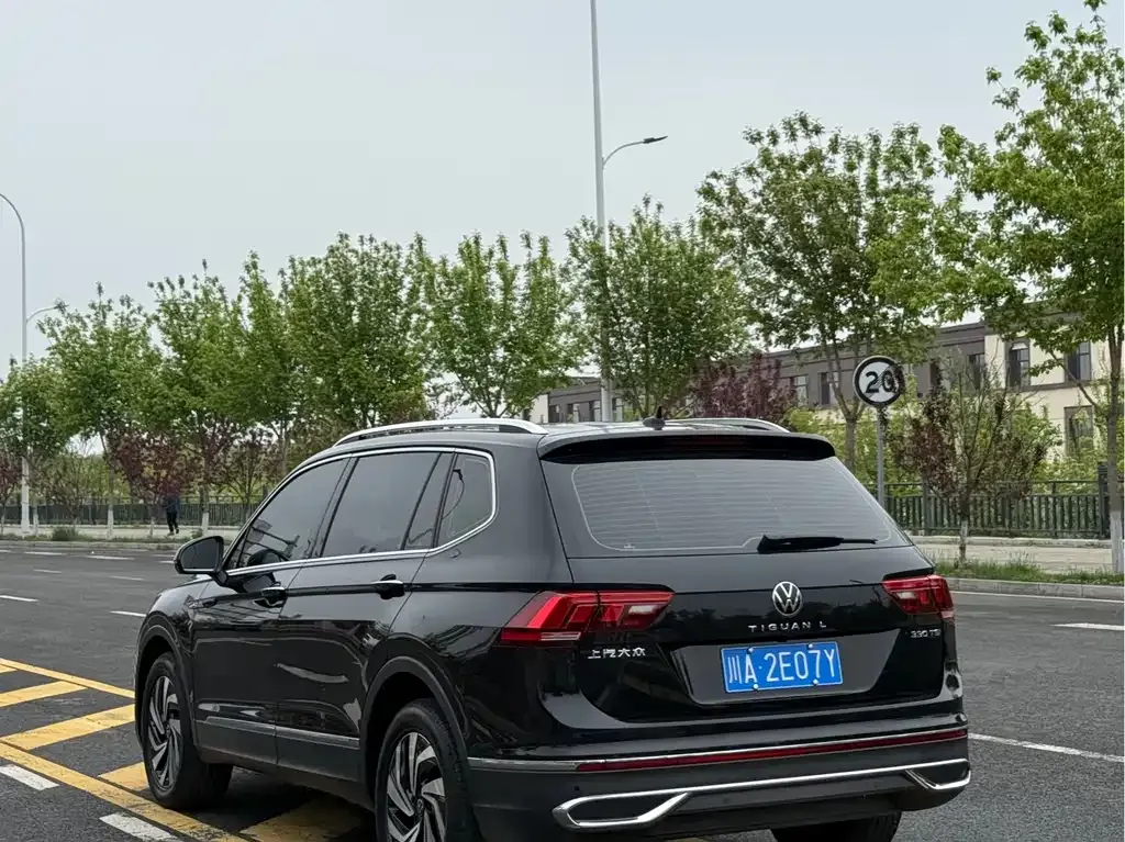 Volkswagen Tiguan L 2022 из CN, фото 9