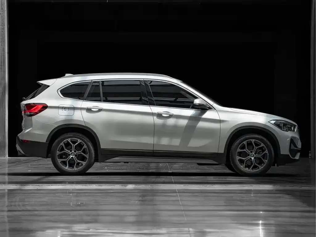 BMW X1 — фото 3
