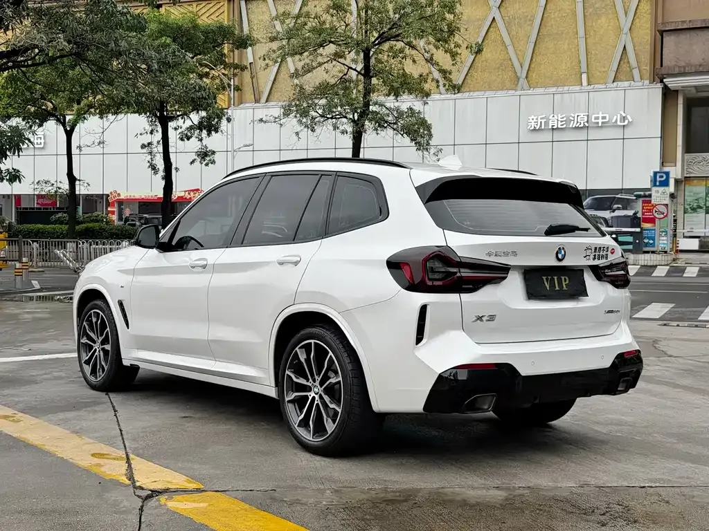 BMW X3 — фото 9