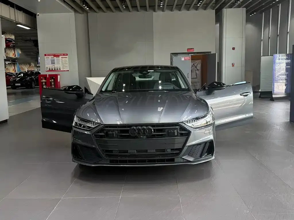 Audi A7 2021 из CN, фото 10