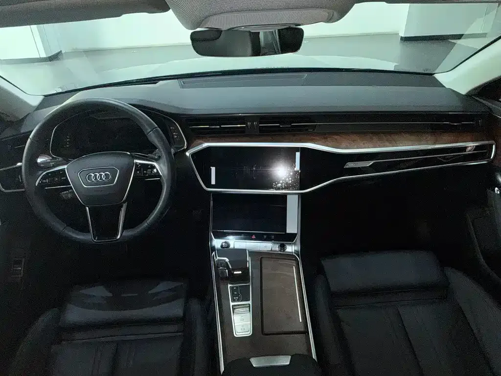 Audi A7 2021 из CN, фото 8