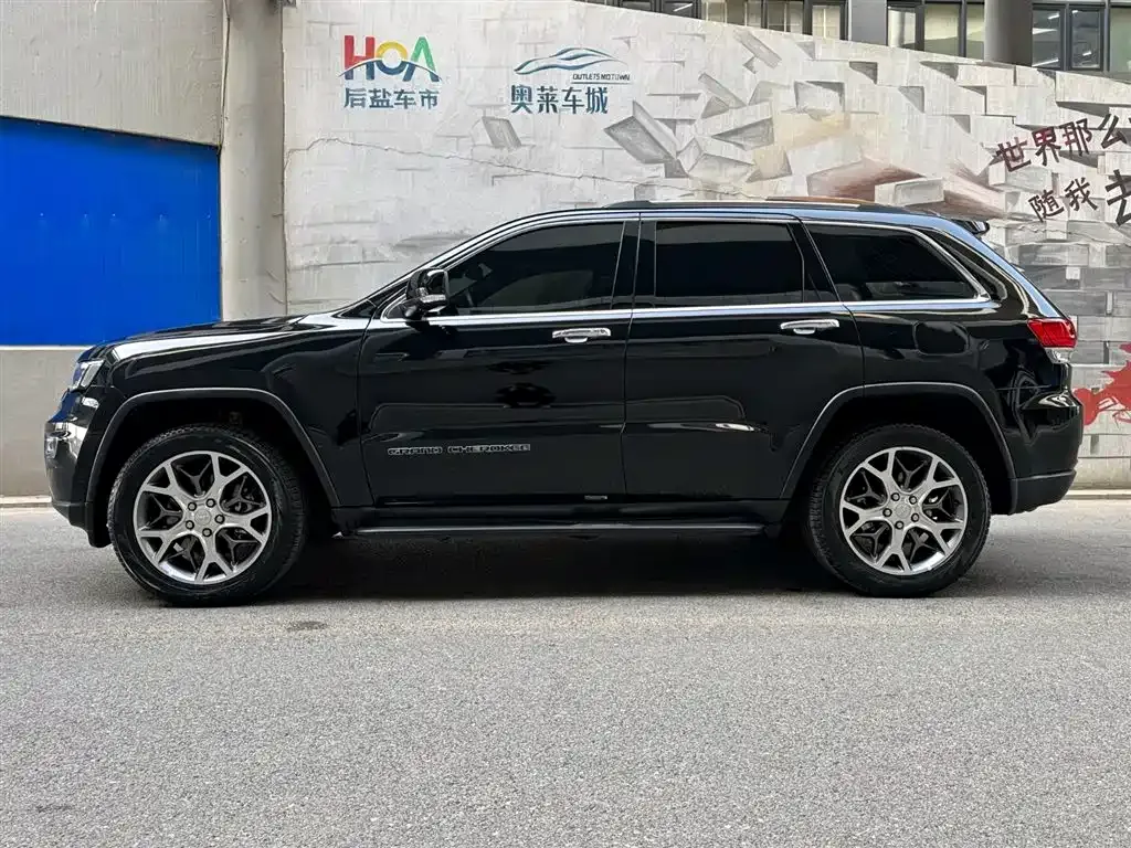 Jeep Grand Cherokee (Import) 2022 из CN, фото 6