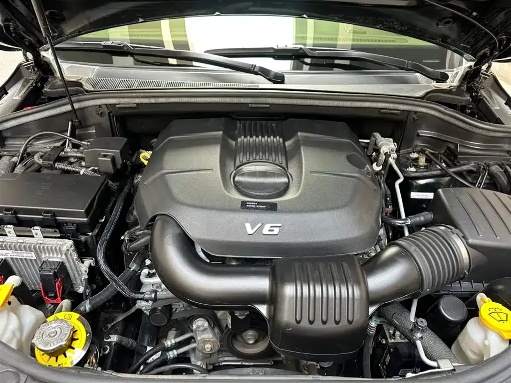 Jeep Grand Cherokee (Import) 2022 из CN, фото 8