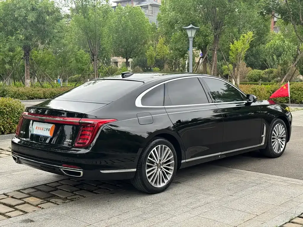 Hongqi H9 — фото 8