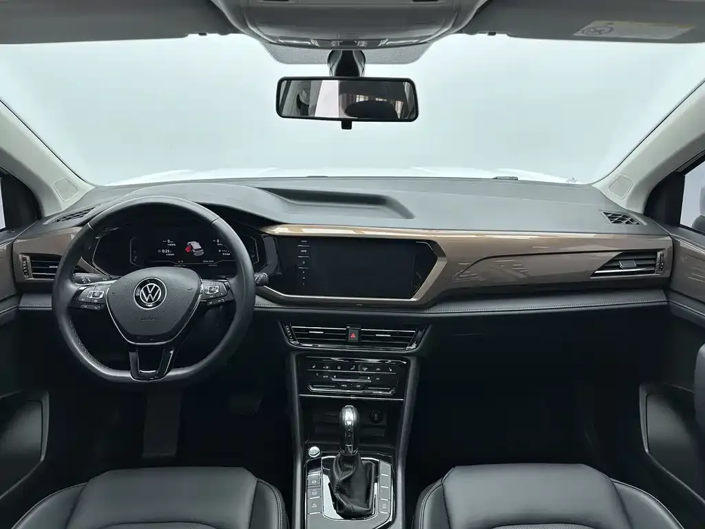 Volkswagen Tharu 2022 из CN, фото 10