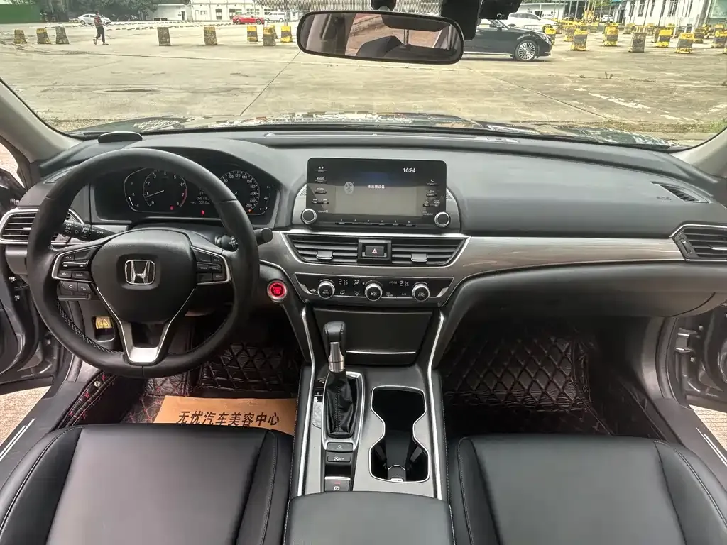 Honda Accord — фото 5