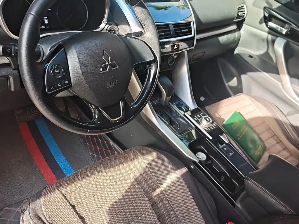 Mitsubishi Eclipse Cross 2023 из CN, фото 8