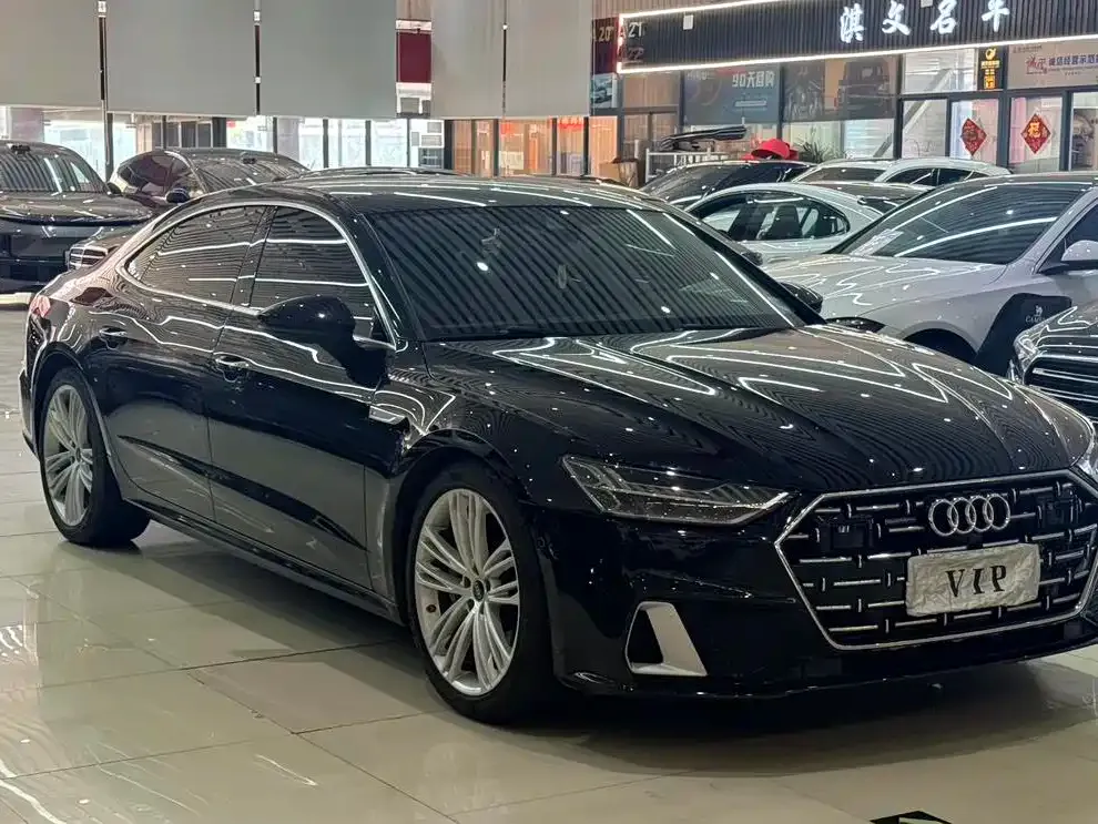 Audi A7L — фото 2