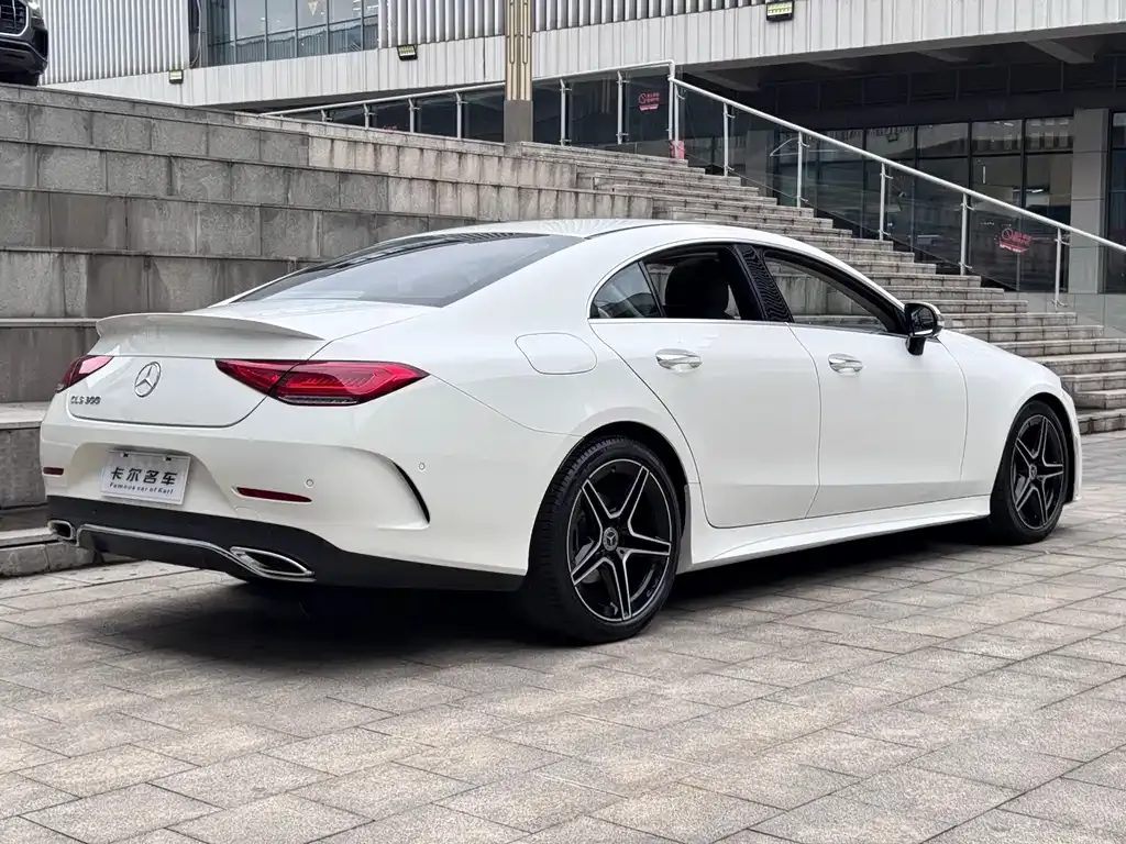 Mercedes-Benz CLS — фото 9