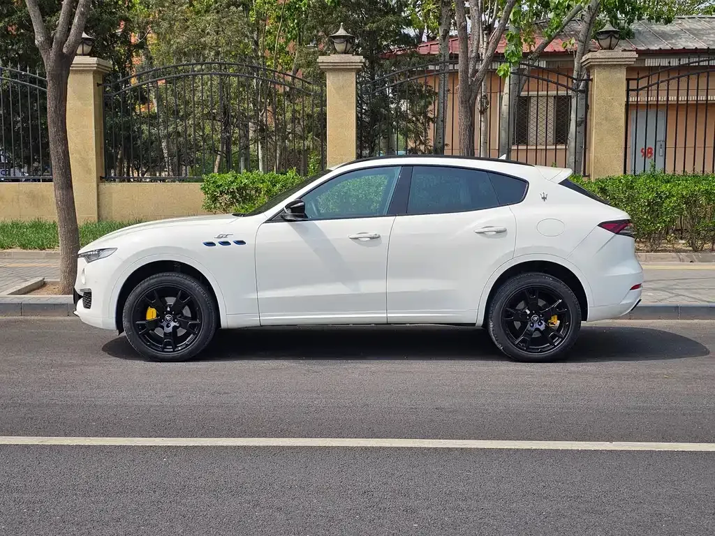 Maserati Levante 2022 из CN, фото 9