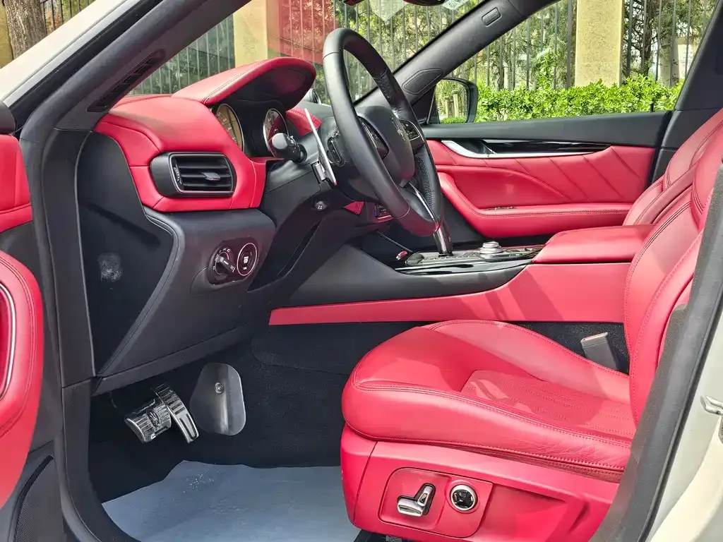 Maserati Levante 2022 из CN, фото 2