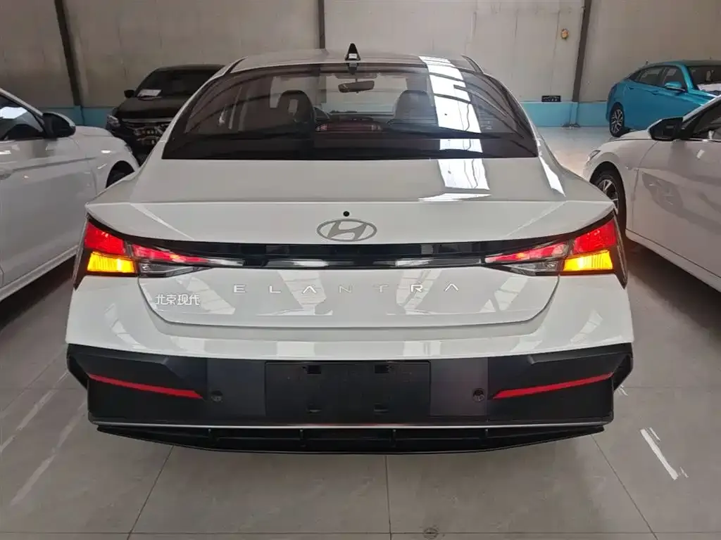 Hyundai Elantra 2026 из CN, фото 2