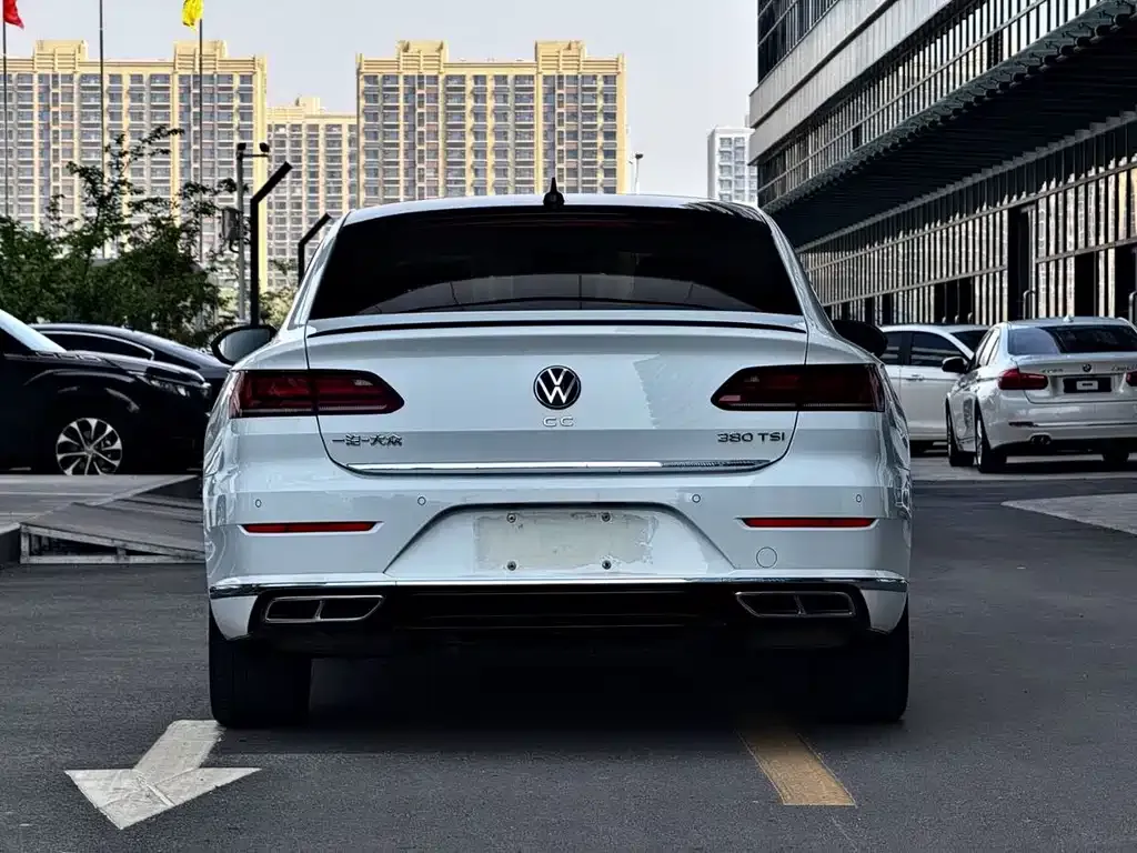 Volkswagen CC — фото 4
