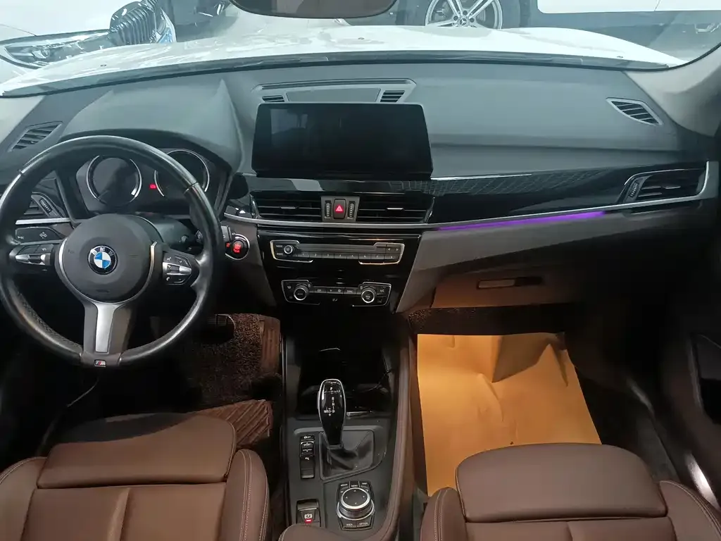 BMW X1 — фото 10