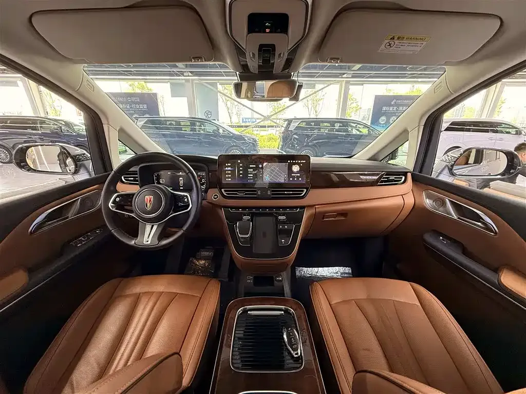 Hongqi HQ9 2022 из CN, фото 3