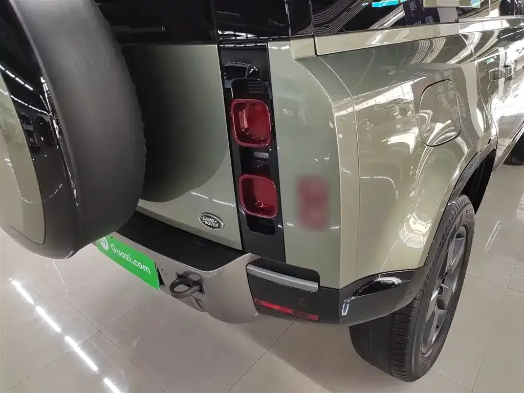 Land Rover Defender — фото 4