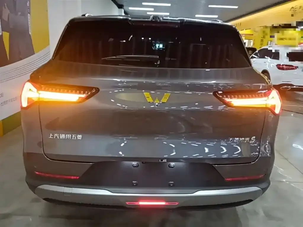 Wuling Xingguang S — фото 4