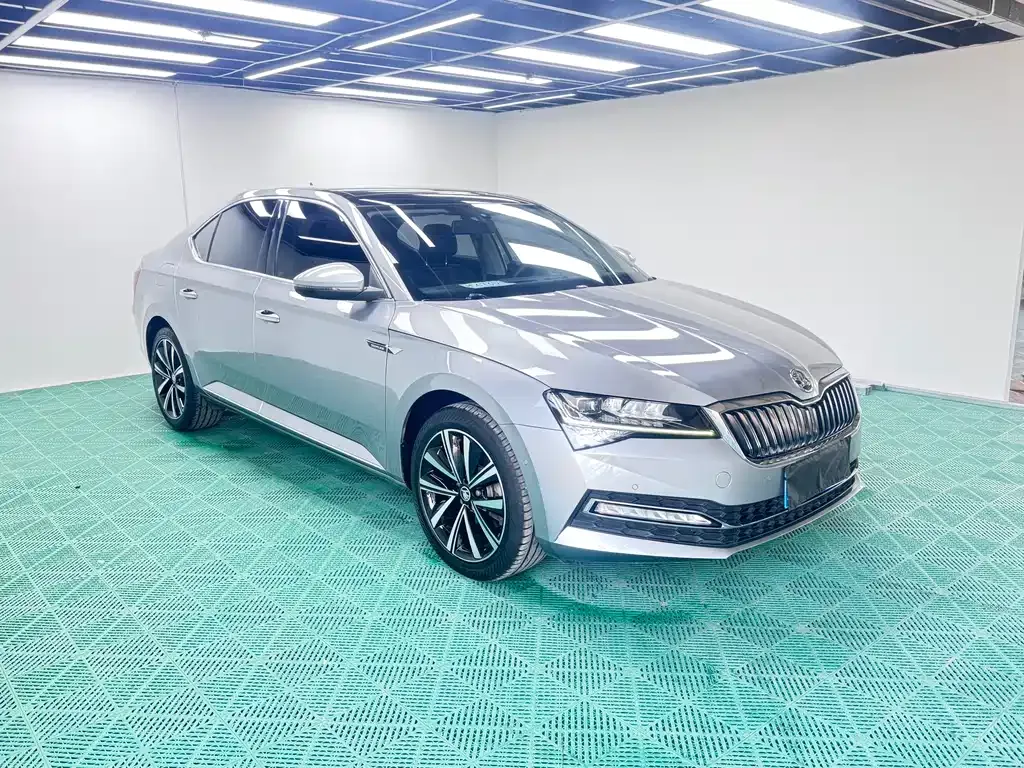Skoda Superb 2023 из CN, фото 8