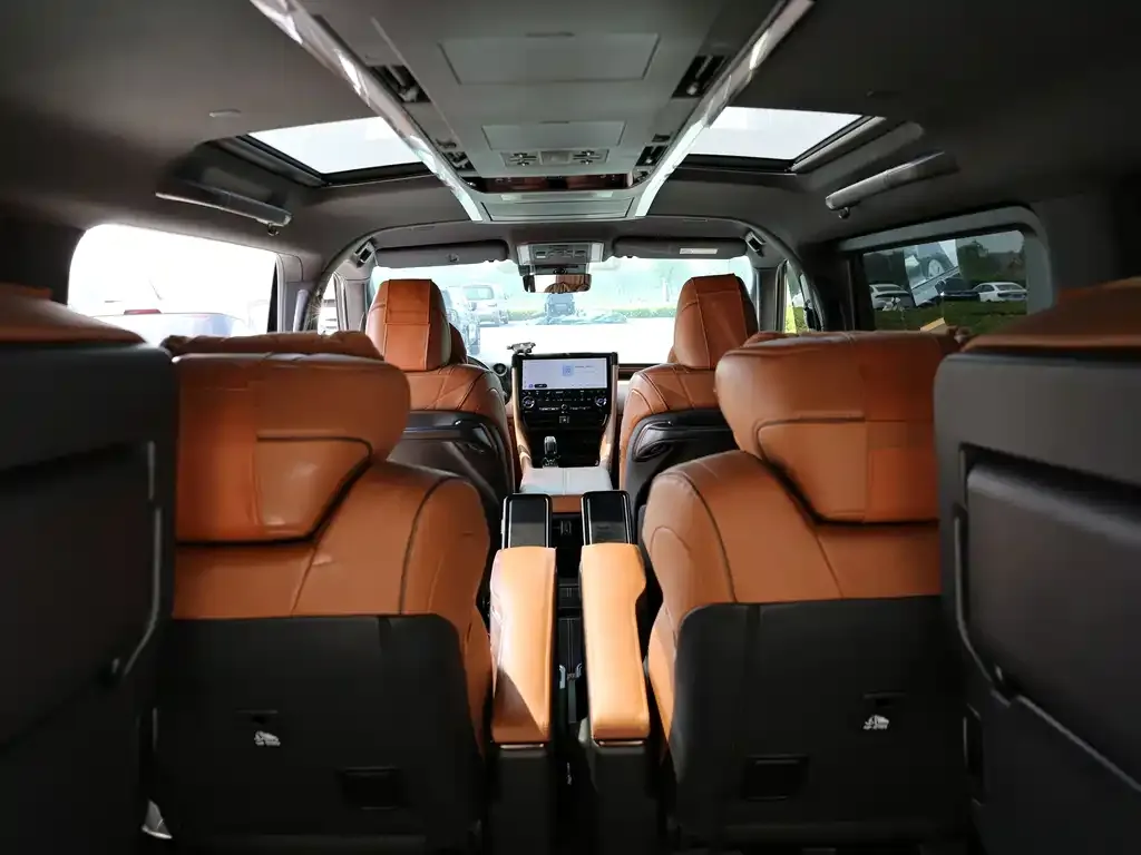 Toyota Alphard 2025 из CN, фото 8