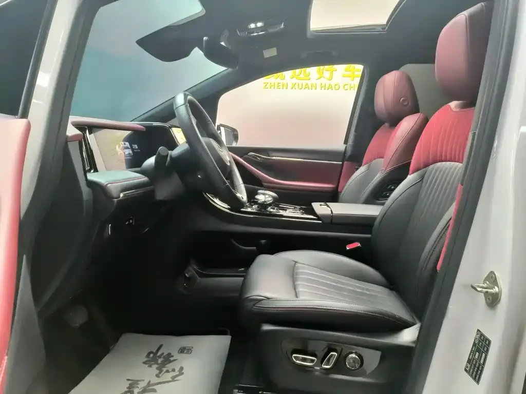 GAC Motor Trumpchi M8 — фото 3