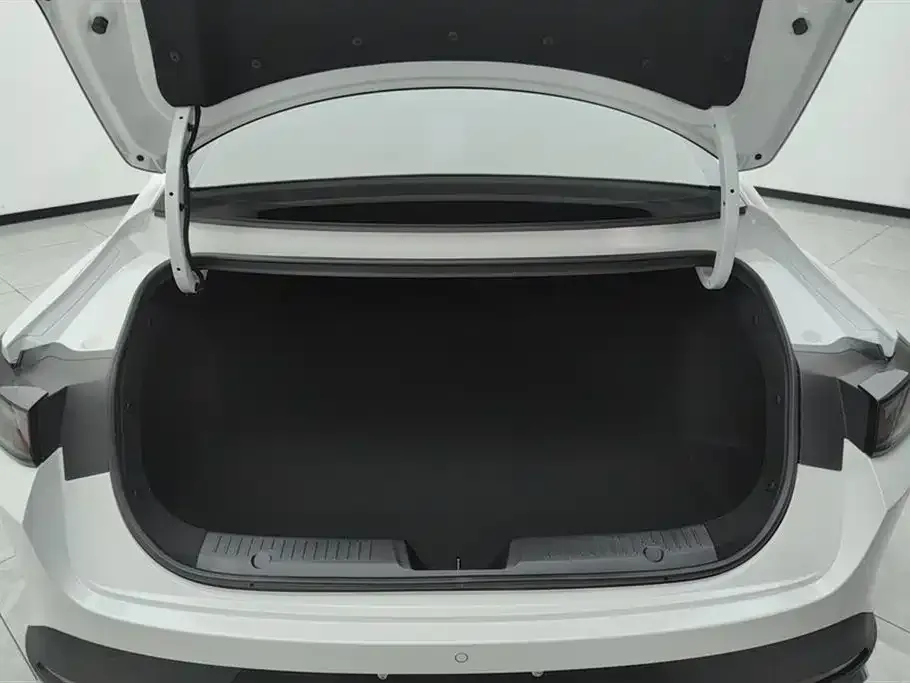 Changan Eado 2025 из CN, фото 3