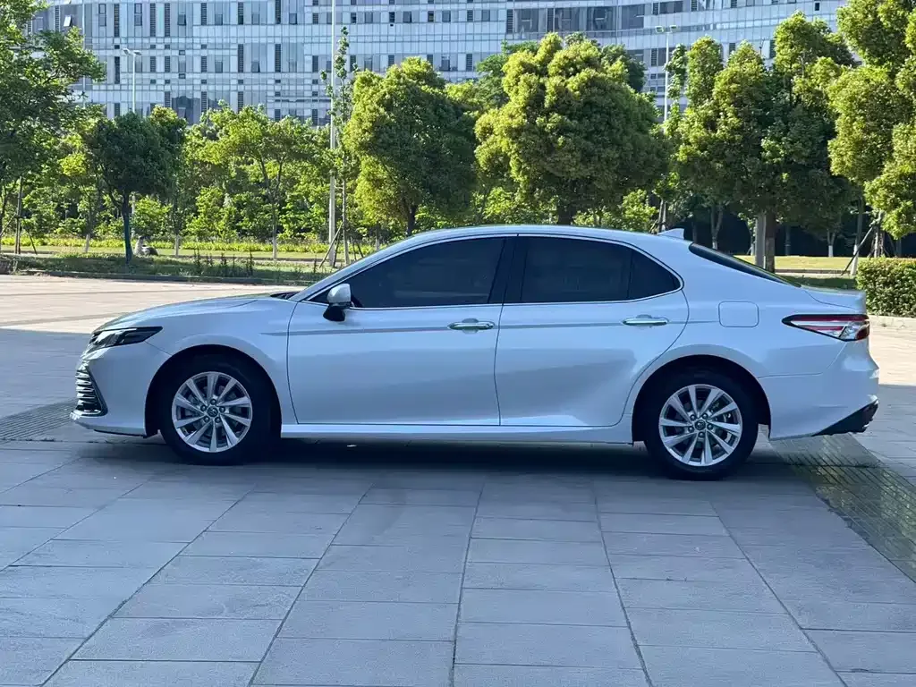 Toyota Camry 2022 из CN, фото 6