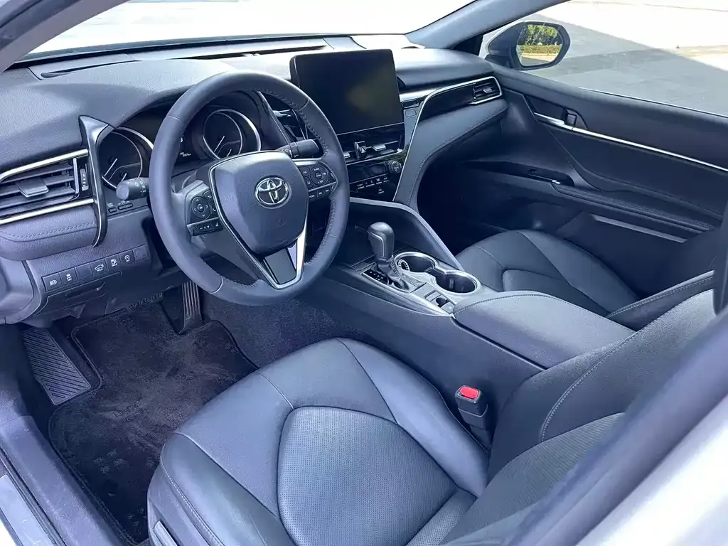 Toyota Camry 2022 из CN, фото 8