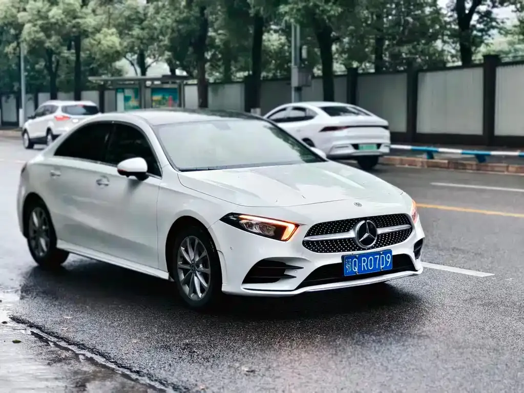 Mercedes-Benz A-Class — фото 8