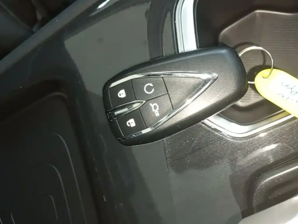 Changan CS75 2025 из CN, фото 8