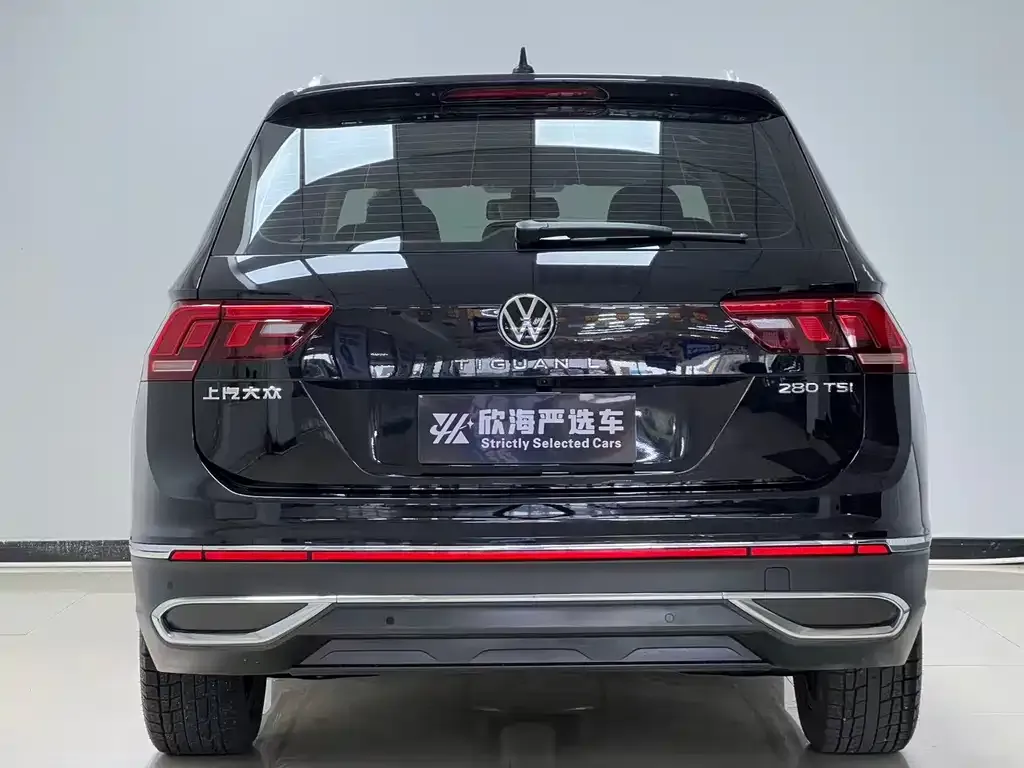 Volkswagen Tiguan L — фото 3