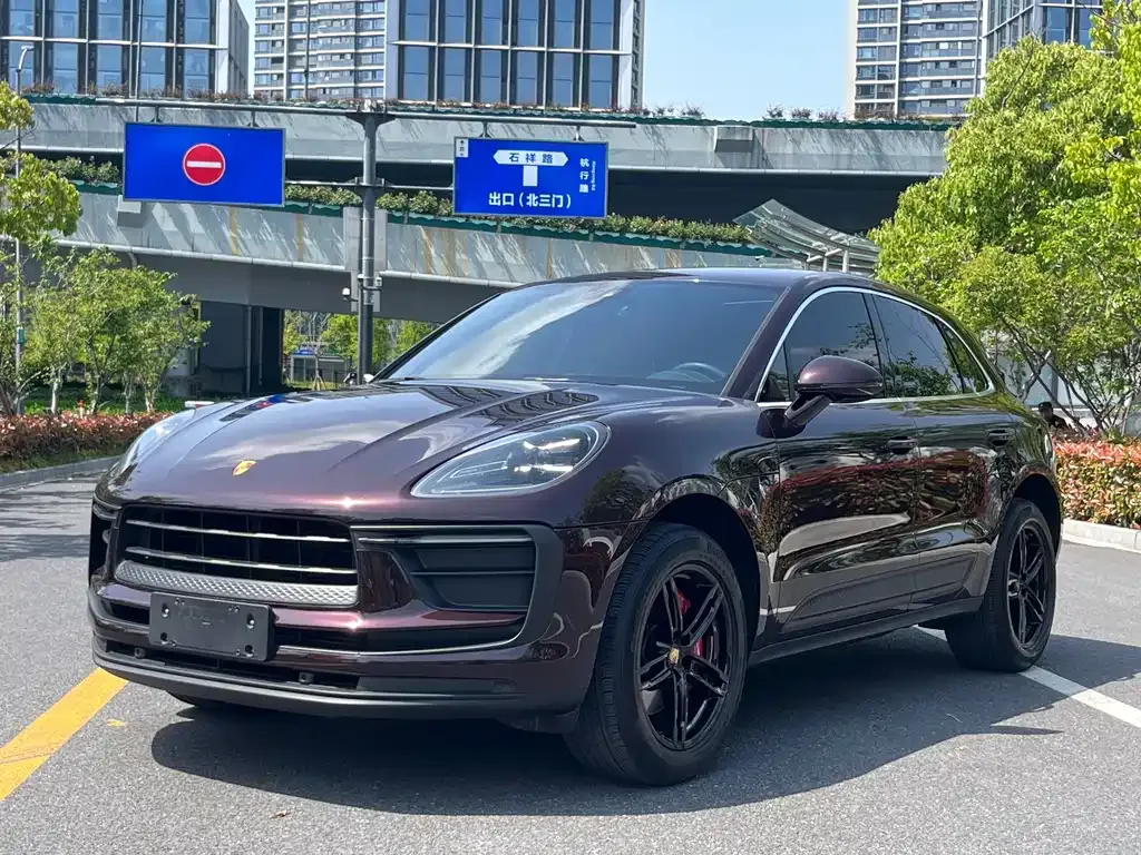 Porsche Macan — фото 1