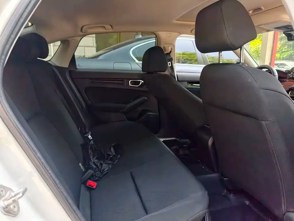 Honda Civic — фото 5