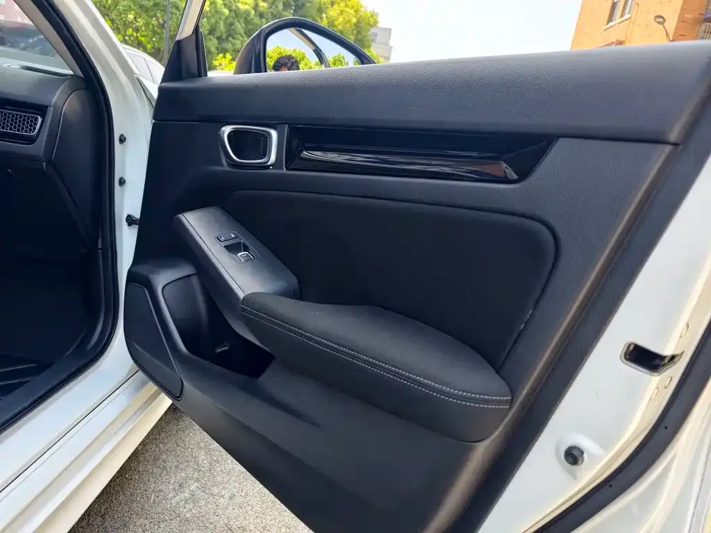 Honda Civic — фото 9