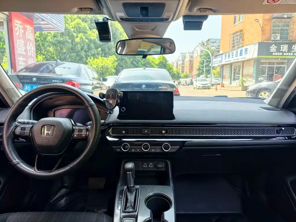 Honda Civic — фото 4