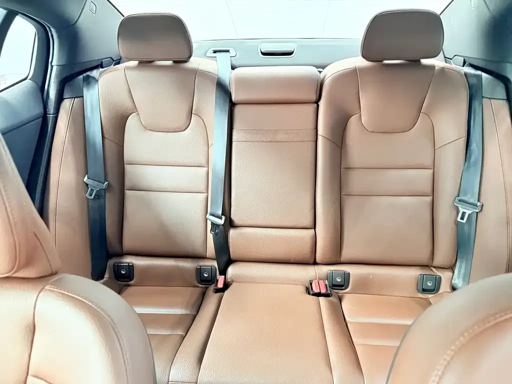Volvo S60 2022 из CN, фото 2