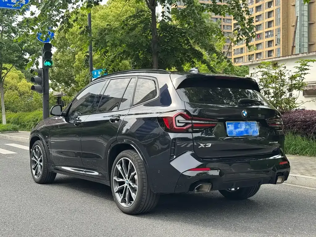 BMW X3 — фото 2