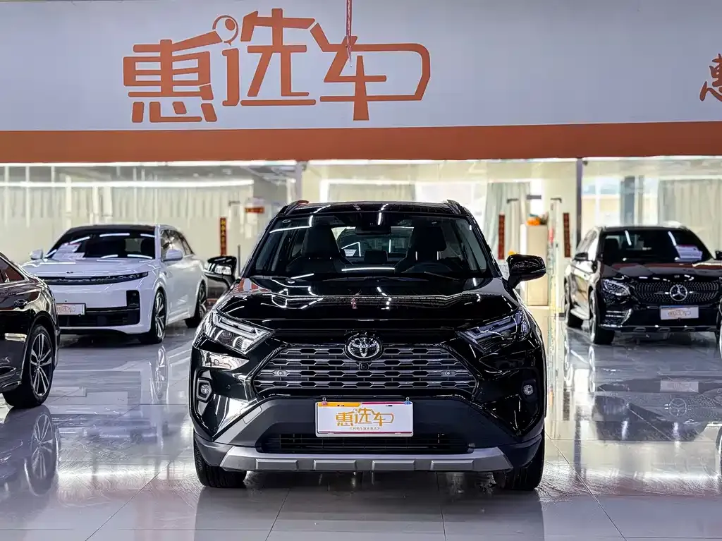 Toyota RAV4 — фото 3
