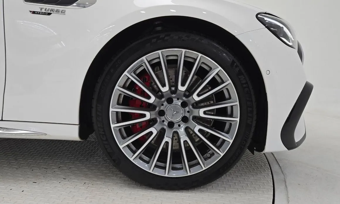 Mercedes-Benz E-Class 2025 из KR, фото 2