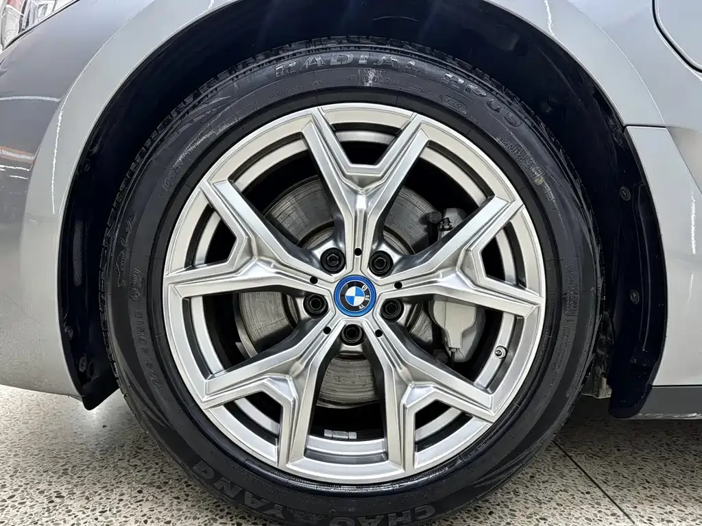 BMW i3 — фото 9