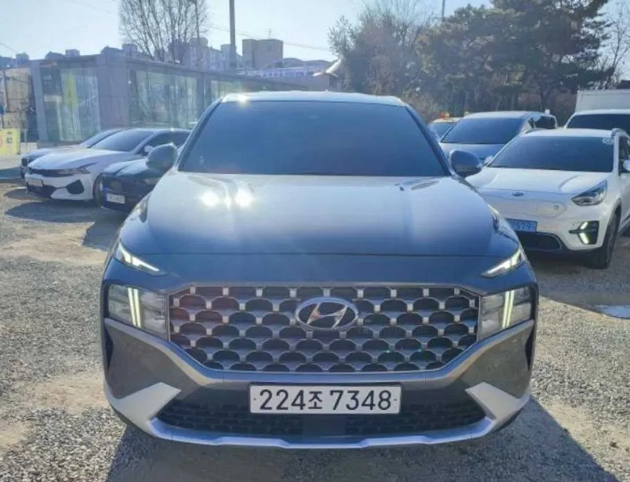 Hyundai Santafe — фото 1