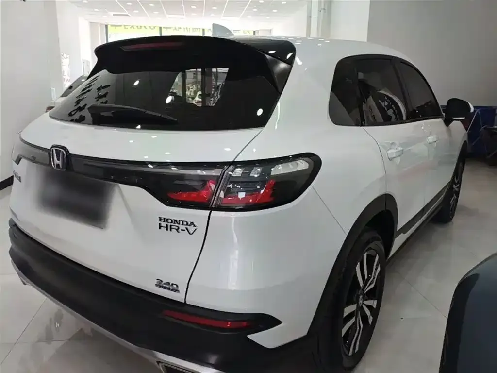 Honda HR-V 2023 из CN, фото 10