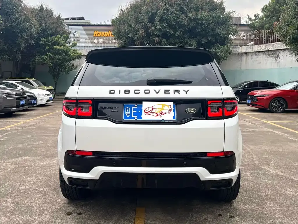 Land Rover Discovery Sport — фото 10