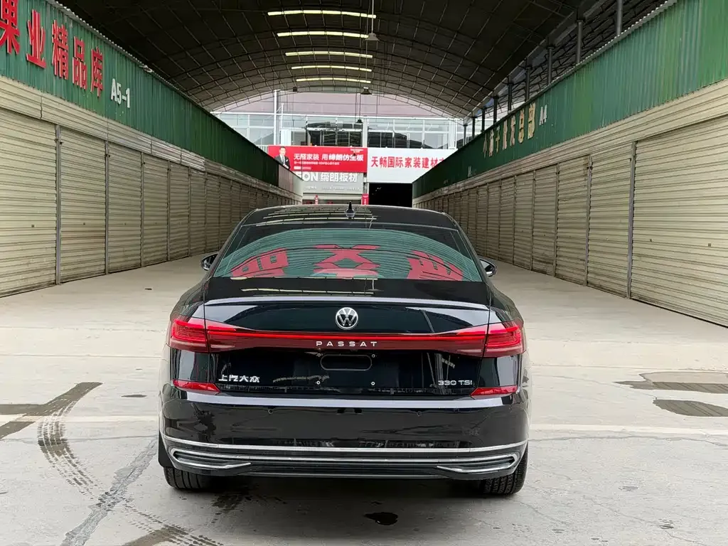 Volkswagen Passat — фото 6