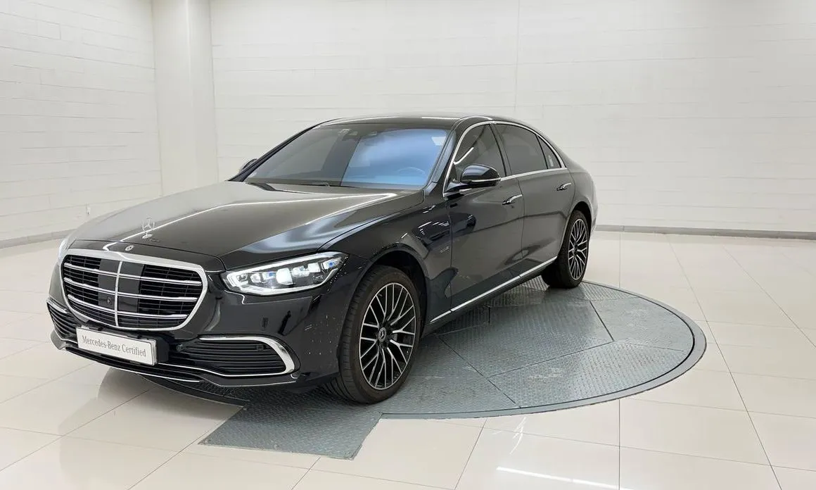 Mercedes-Benz S-Class — фото 1