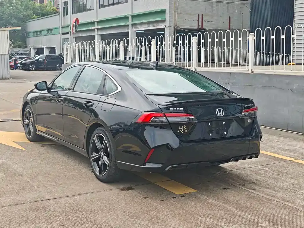 Honda Inspire — фото 8