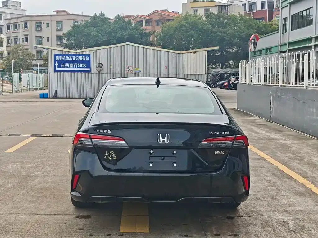 Honda Inspire — фото 4