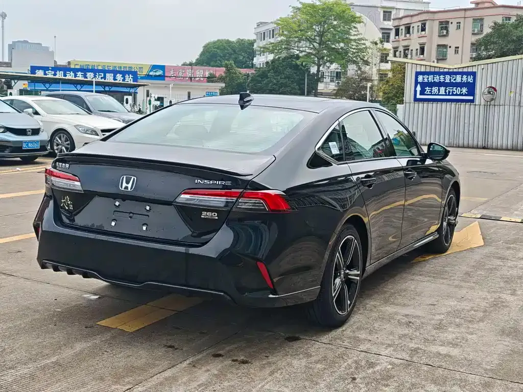 Honda Inspire — фото 7