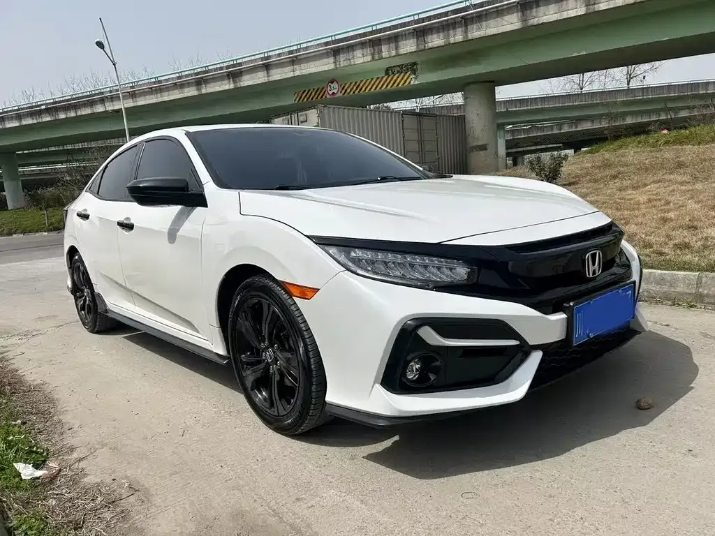 Honda Civic — фото 1