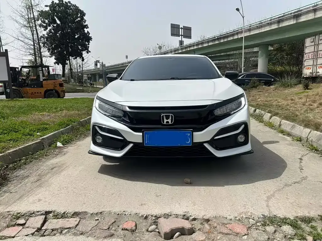 Honda Civic — фото 8
