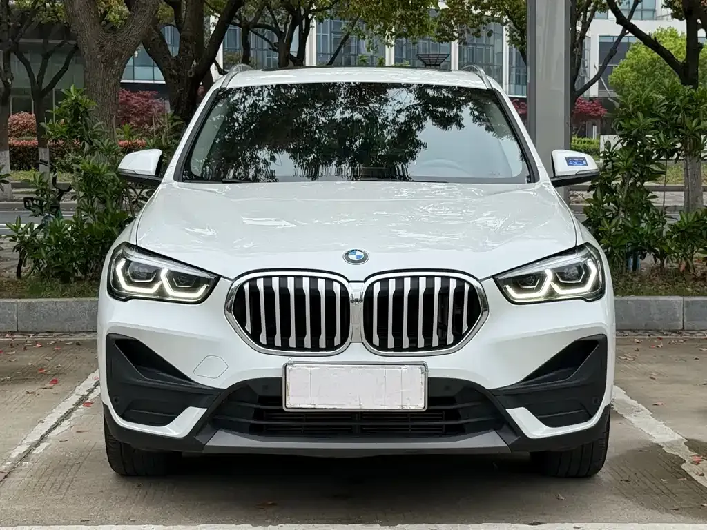 BMW X1 — фото 6